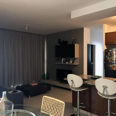 2br, Cozy Near Nicosia Mall & Highway *