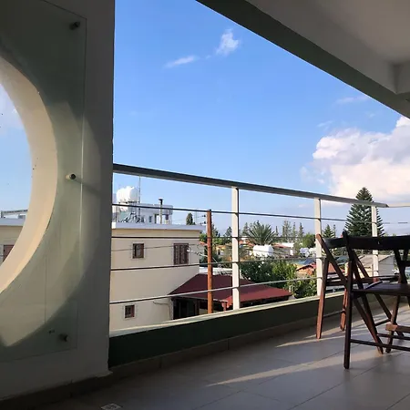 2br, Cozy Near Nicosia Mall & Highway