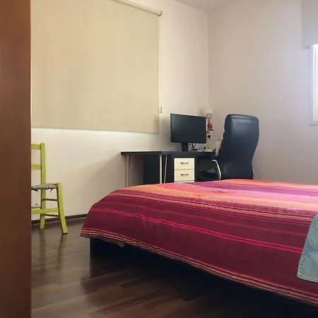 Apartment 2br, Cozy Near Nicosia Mall & Highway *