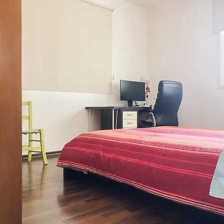 Apartmán 2br, Cozy Near Nicosia Mall & Highway *