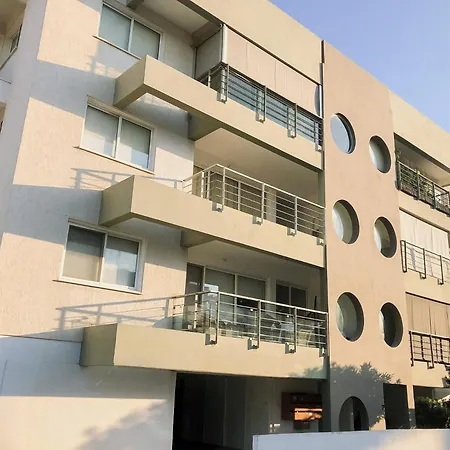 Apartmán 2br, Cozy Near Nicosia Mall & Highway