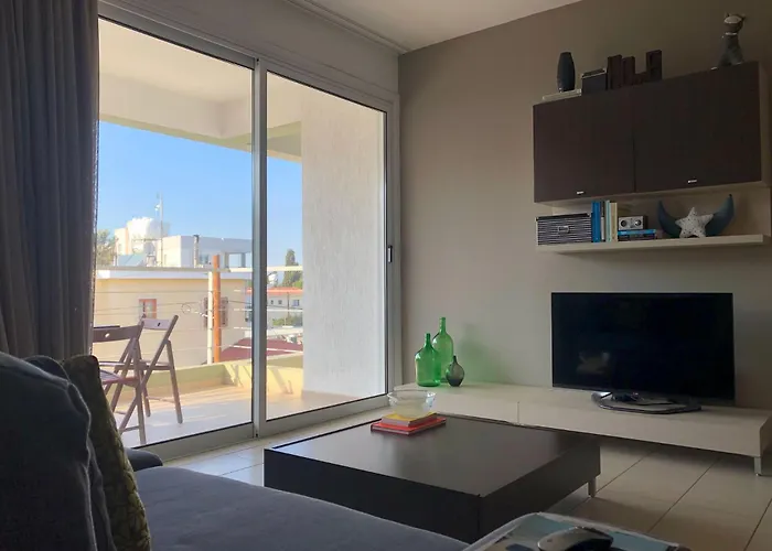 2br, Cozy Near Nicosia Mall & Highway *