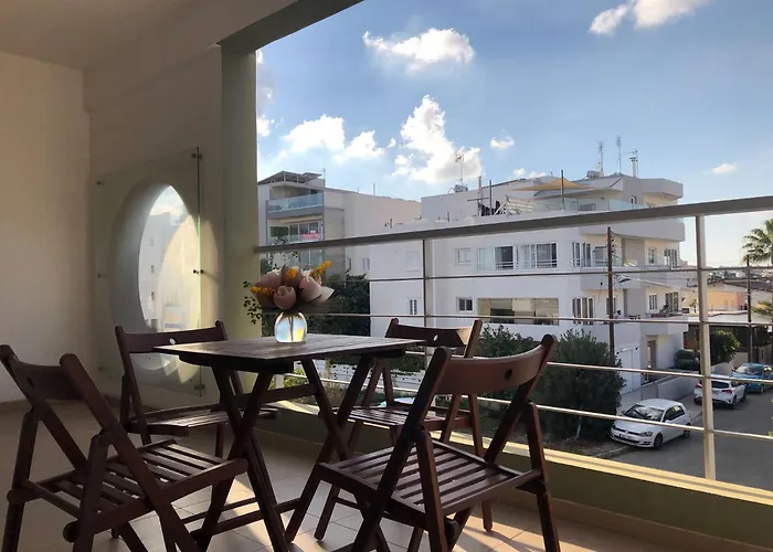 2br, Cozy Near Nicosia Mall & Highway Apartmán *