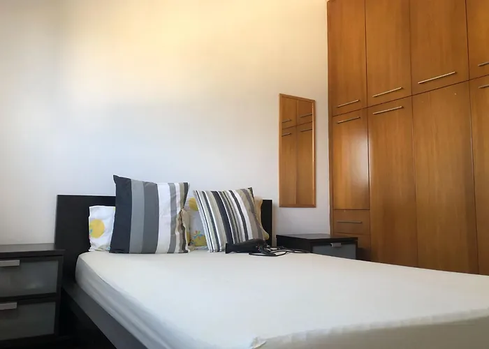 2br, Cozy Near Nicosia Mall & Highway Lakatamia